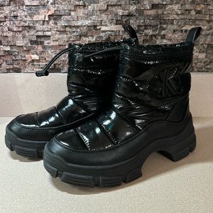 Women’s Size 7 Calvin Klein Winter Puffer Boots - New Without Box!
